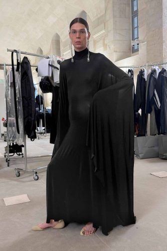 Coleção Pre-fall 2025 Balenciaga – Foto: Reprodução/Vogue Runway