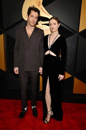 Grace Gummer e Kingsley Ben-Adir vestem Gucci - Foto: Reprodução/WWD