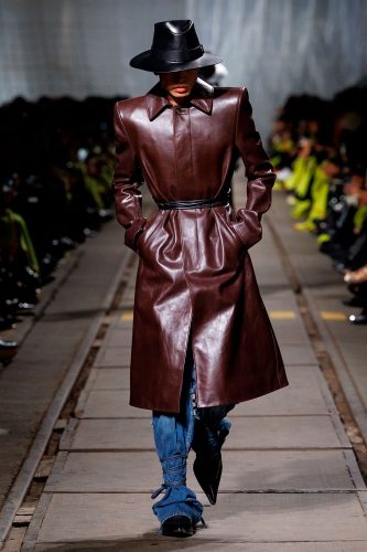 Alexander McQueen, inverno 2024 - Foto: Vogue Runway