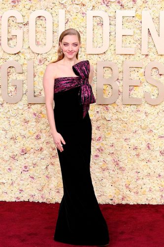 Amanda Seyfried veste Armani Privé sob medida - Foto: Reprodução/Instagram/@giorgioarmani