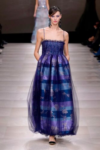 Armani Privé alta-costura, verão 2024 - Foto: Vogue Runway