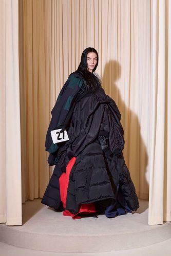 Balenciaga, alta-costura inverno 2024 - Foto: Divulgação