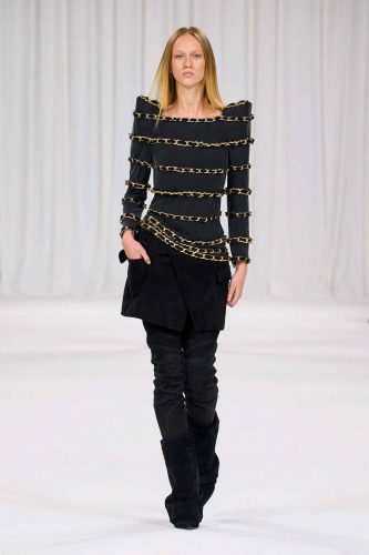 Balmain, verão 2025 - Foto: Reprodução/Vogue Runway