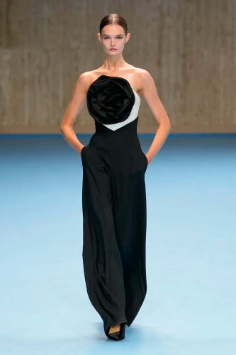 Carolina Herrera, verão 2025 - Foto: Reprodução/Vogue Runway