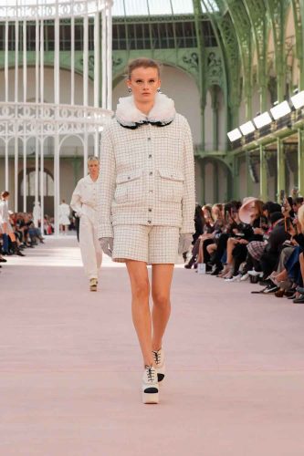 Chanel, verão 2025 - Foto: Reprodução/Vogue Runway