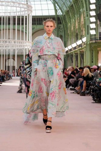 Chanel, verão 2025 - Foto: Reprodução/Vogue Runway