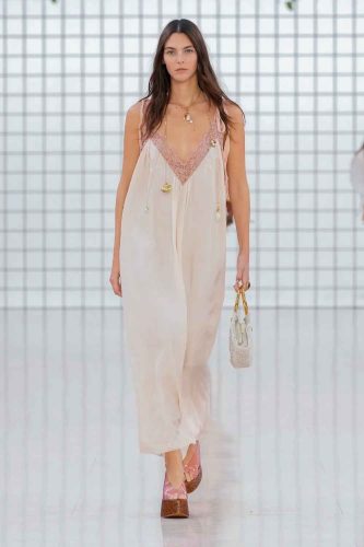 Chloé, verão 2025 - Foto: Reprodução/Vogue Runway