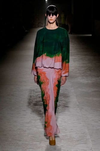 Dries Van Noten, inverno 2024 - Foto: Vogue Runway