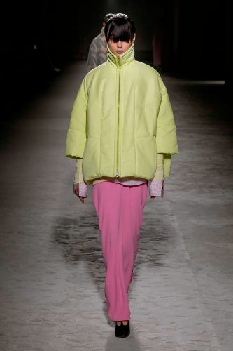 Dries Van Noten, inverno 2024 - Foto: Vogue Runway