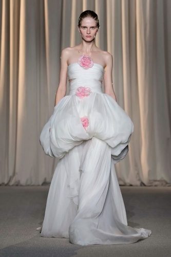 Giambattista Valli, alta-costura inverno 2024 - Foto: Vogue Runway