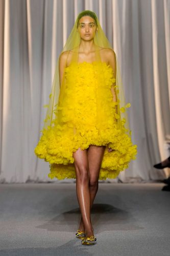 Giambattista Valli, alta-costura inverno 2024 - Foto: Vogue Runway