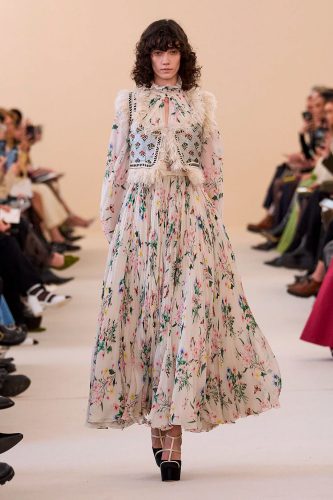 Giambattista Valli, inverno 2024 - Foto: Vogue Runway