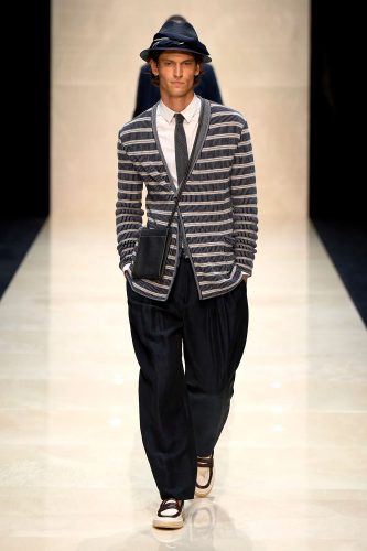 Giorgio Armani, coleção masculina de verão 2025 - Foto: Vogue Runway