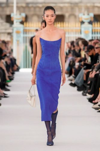 Givenchy, verão 2024 -  Alessandro Luciani/gorunway.com via Vogue Runway