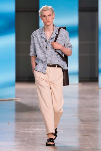 Hermès, verão 2025 masculino - Foto: Vogue Runway