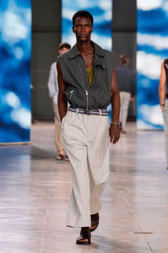 Hermès, verão 2025 masculino - Foto: Vogue Runway