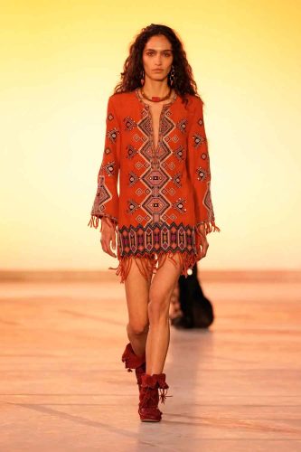 Isabel Marant, verão 2025 - Foto: Reprodução/Vogue Runway