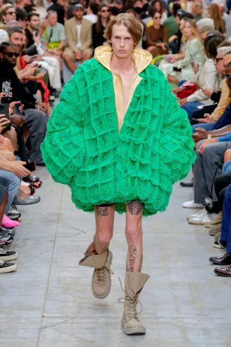 JW Anderson, coleção masculina de verão 2025 e resort 2025 - Foto: Vogue Runway