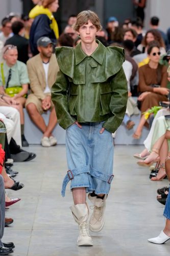 JW Anderson, coleção masculina de verão 2025 e resort 2025 - Foto: Vogue Runway