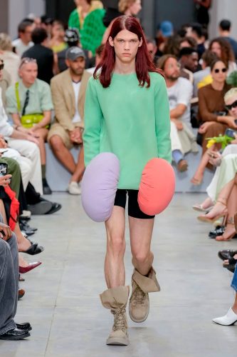 JW Anderson, coleção masculina de verão 2025 e resort 2025 - Foto: Vogue Runway