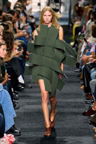 JW Anderson, verão 2025 - Foto: Divulgação