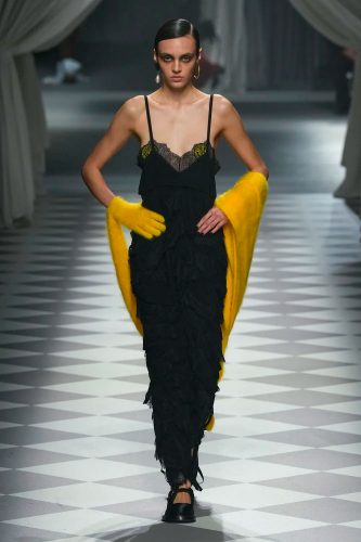 Moschino, inverno 2024 - Foto: Vogue Runway