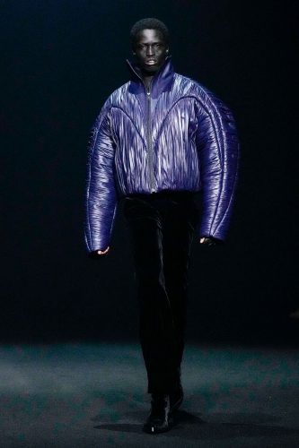 Mugler, inverno 2024 - Foto: Vogue Runway