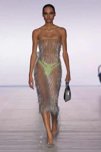 Mugler, verão 2024 - Foto: Reprodução/Vogue Runway