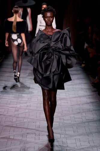 Nina Ricci, verão 2025 - Foto: Reprodução/Vogue Runway