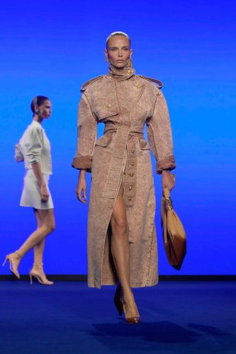 Schiaparelli, verão 2025 - Foto: Reprodução/Vogue Runway