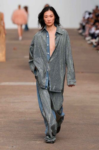 Stella McCartney, verão 2025 - Foto: Reprodução/Vogue Runway