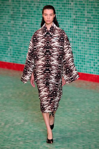 Tory Burch, verão 2025 - Foto: Reprodução/Vogue Runway