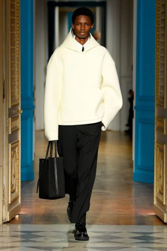 Valentino masculina, inverno 2024 - Foto: WWD