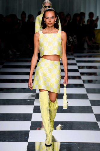 Versace, verão 2024 - Foto: Reprodução/WWD