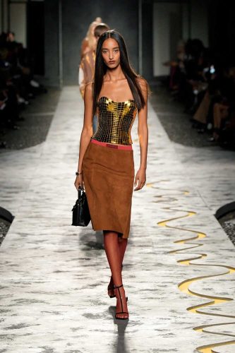 Versace, verão 2025 - Foto: Reprodução/Vogue Runway