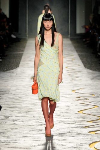 Versace, verão 2025 - Foto: Reprodução/Vogue Runway