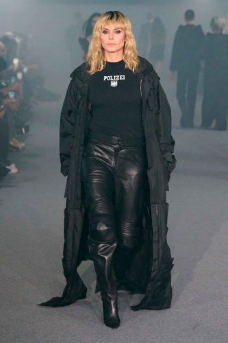 Vetements, verão 2025 - Foto: Reprodução/Vogue Runway